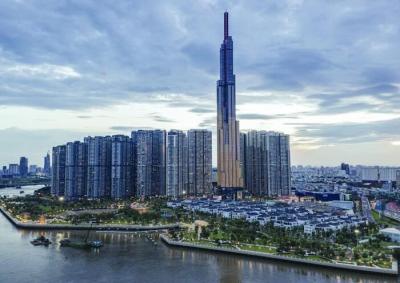 Giỏ Trái Cây Cao Cấp Gần Landmark 81 King Fruit – Biểu Tượng Của Sự Tinh Tế Và Đẳng Cấp