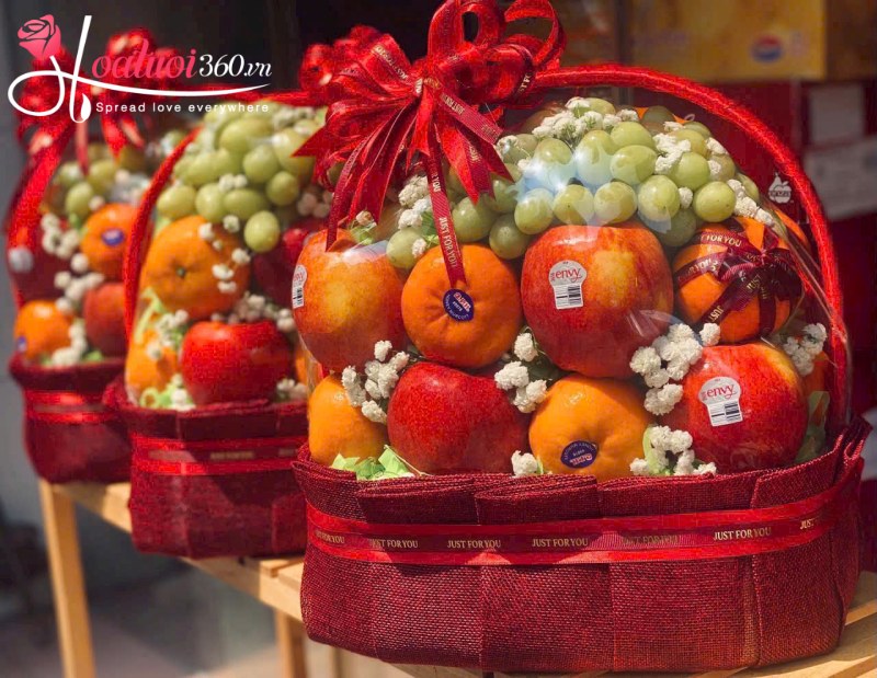 Giỏ hoa quả trung thu tặng đối tác, khách hàng