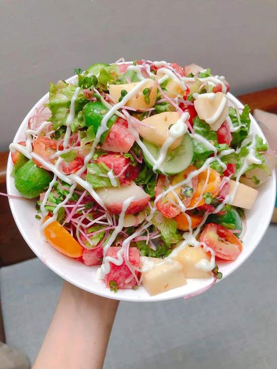 Món salad táo tươi ngon giau chất dinh dưỡng 