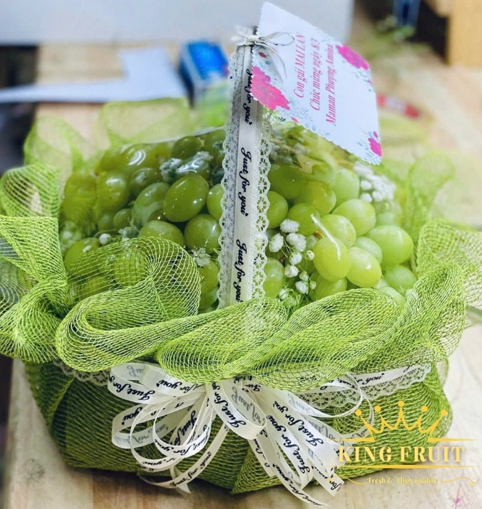 Giỏ trái cây nho xanh - Tâm ý trọn vẹn