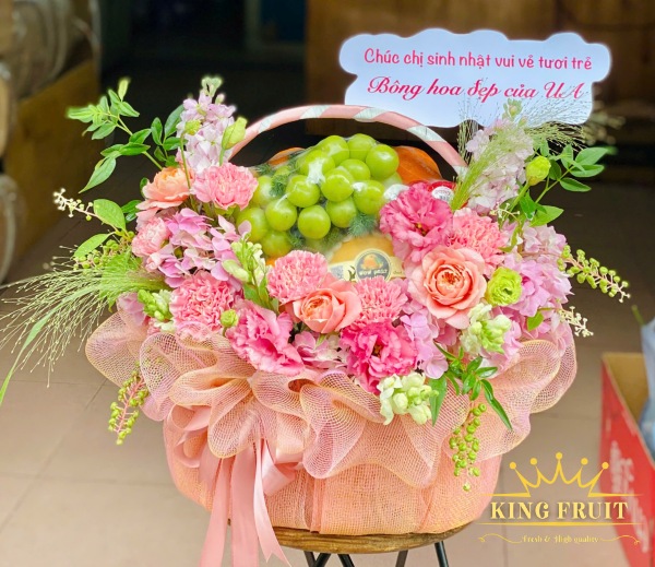 Giỏ trái cây sinh nhật - Fresh & Fabulous